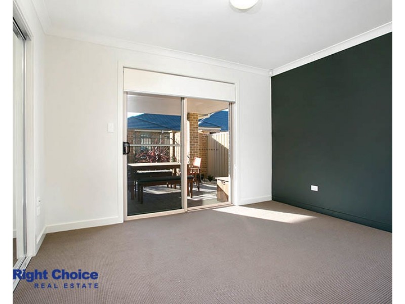 2/12 Propane Street, Albion Park NSW 2527