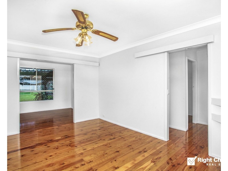 83 Barton Street, Oak Flats NSW 2529