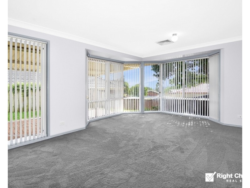 33 Daintree Drive, Albion Park NSW 2527