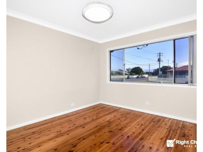 2 Corona Avenue, Lake Illawarra NSW 2528