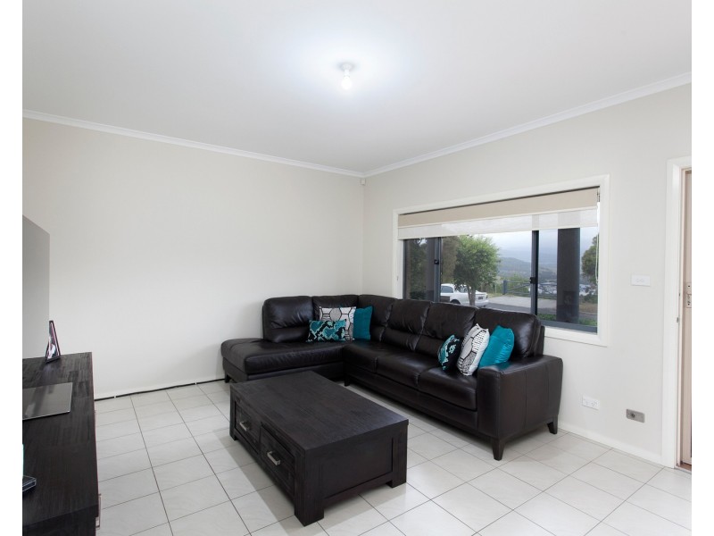 1/9 Lorikeet Place, Blackbutt NSW 2529