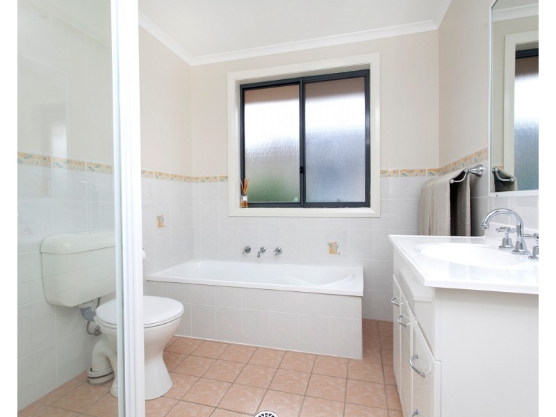 1/9 Lorikeet Place, Blackbutt NSW 2529