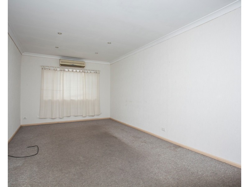 12 The Boulevarde, Oak Flats NSW 2529