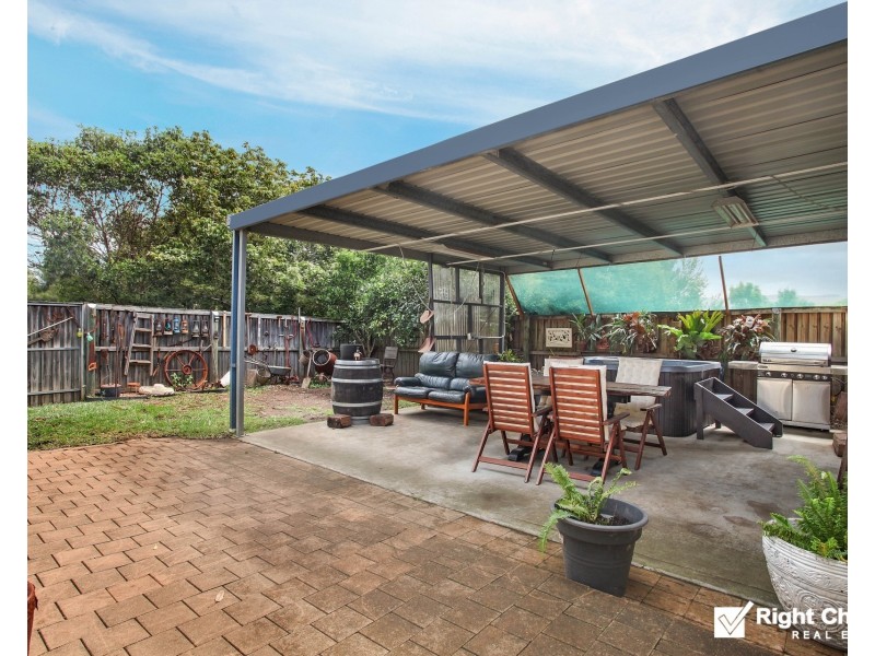 38 Polock Crescent, Albion Park NSW 2527