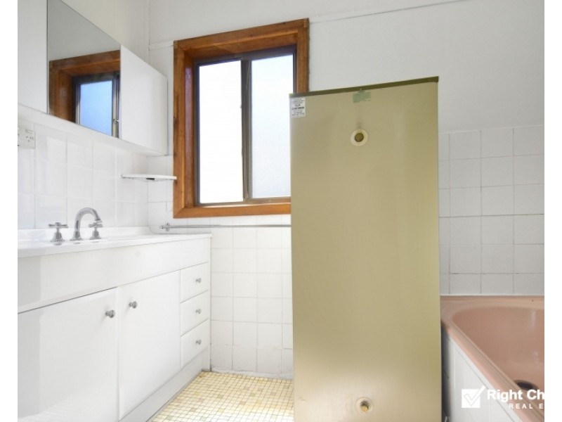 7 Kingston Street, Oak Flats NSW 2529