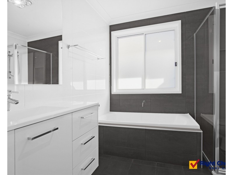 19 Mountain Ash Street, Calderwood NSW 2527