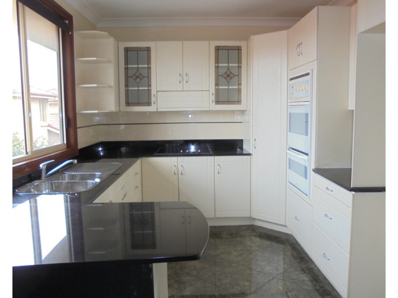 3/66 Pur Pur Avenue, Lake Illawarra NSW 2528