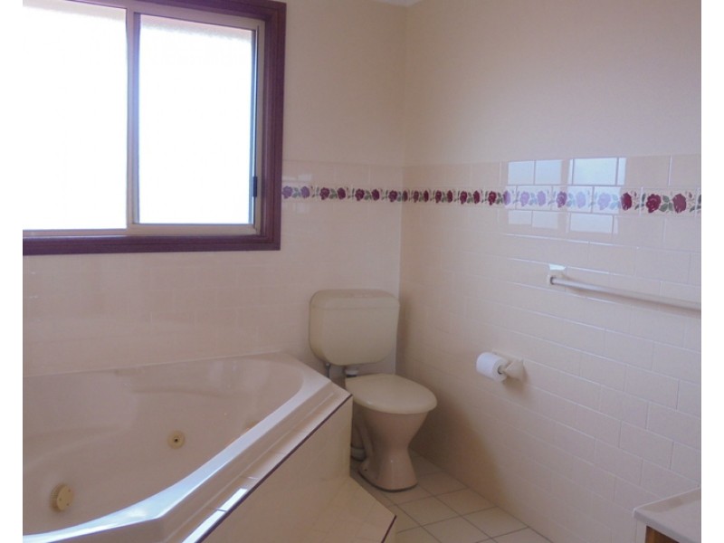 3/66 Pur Pur Avenue, Lake Illawarra NSW 2528