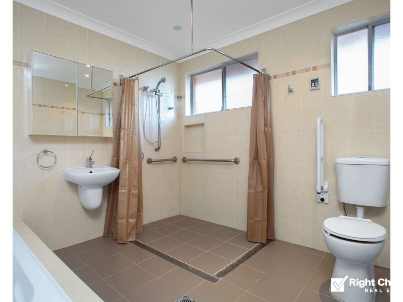 9 Tarra Crescent, Oak Flats NSW 2529