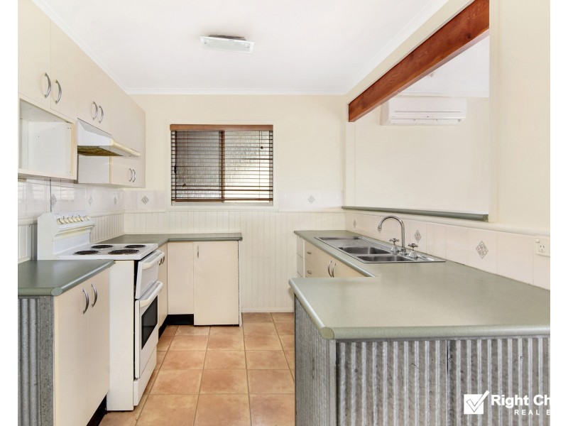 9 Beaton Street, Lake Illawarra NSW 2528