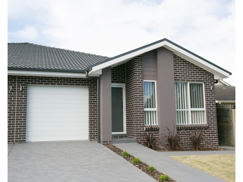 27b Wollingurry Street, Haywards Bay NSW 2530