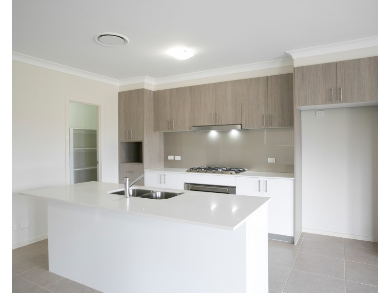 27b Wollingurry Street, Haywards Bay NSW 2530