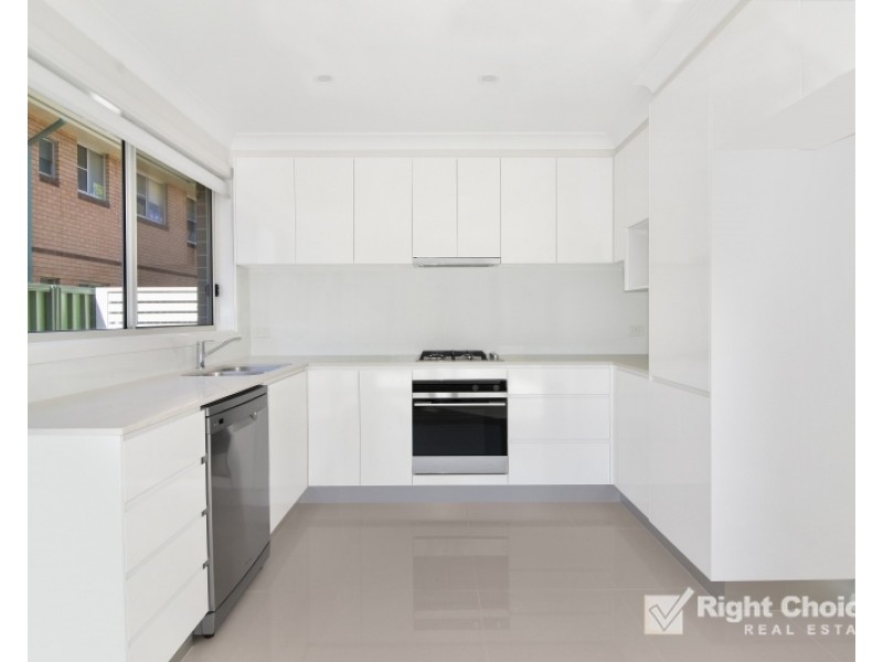 1/19-21 Pur Pur Avenue, Lake Illawarra NSW 2528