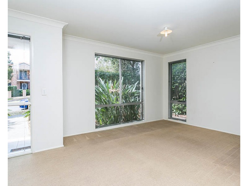 35 Lakewood Boulevard, Flinders NSW 2529