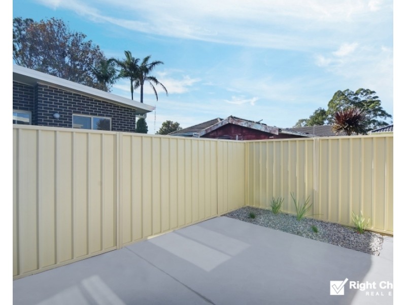4/33 Station Road, Albion Park Rail NSW 2527