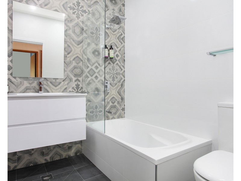 22 Edward Street, Barrack Heights NSW 2528