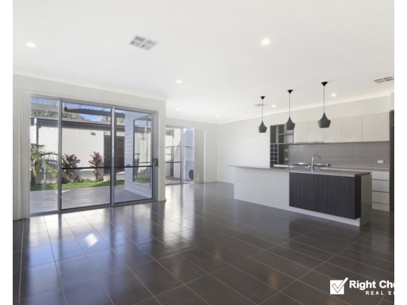 52 Cove Boulevard, Shell Cove NSW 2529