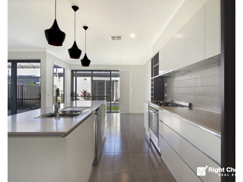 52 Cove Boulevard, Shell Cove NSW 2529