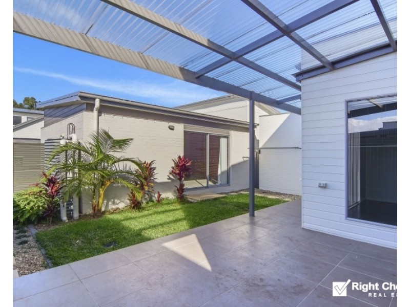 52 Cove Boulevard, Shell Cove NSW 2529