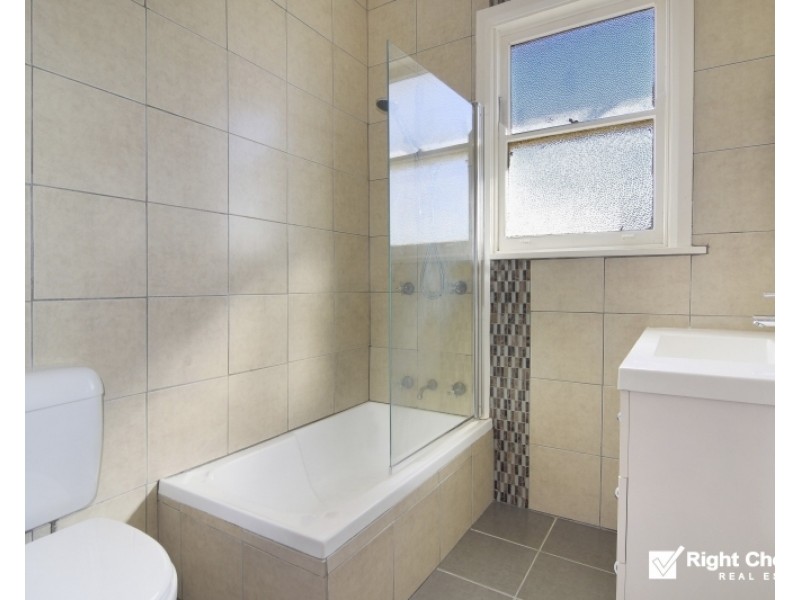 115 Pur Pur Avenue, Lake Illawarra NSW 2528