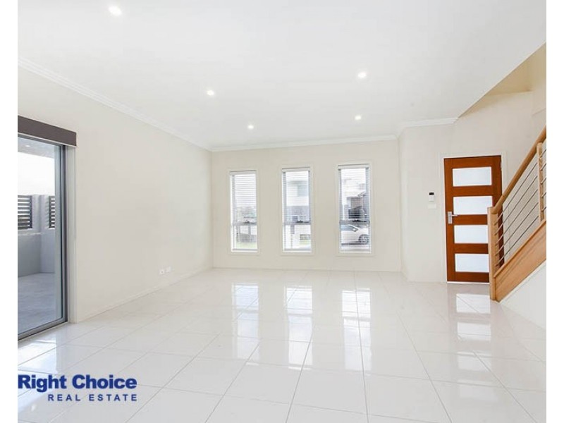 2 St Ives Road, Flinders NSW 2529