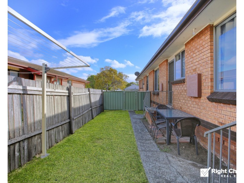 1/78 Barton Street, Oak Flats NSW 2529
