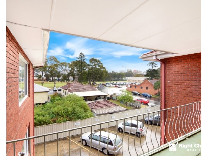 10/13 George Street, Wollongong NSW 2500