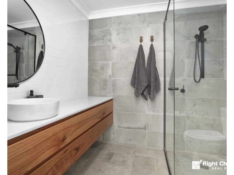 51 Honeybee Crescent, Calderwood NSW 2527