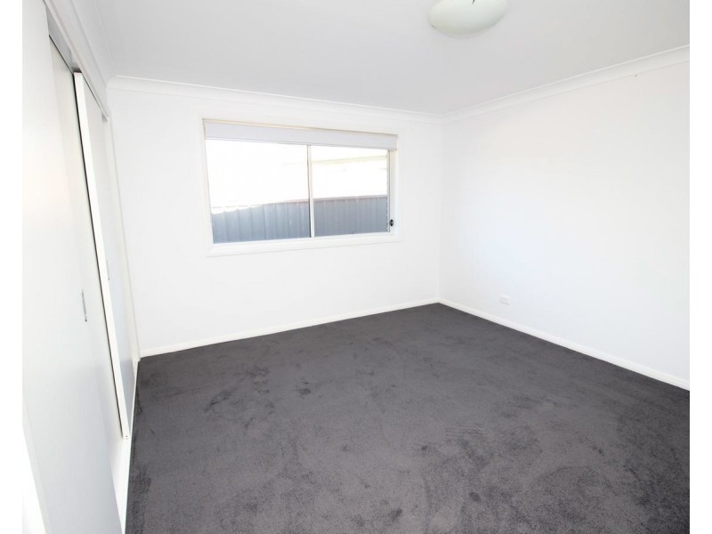 131a Barton Street, Oak Flats NSW 2529