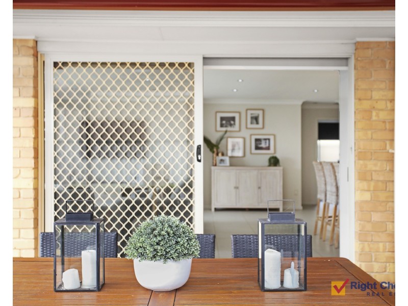 10 Downes Drive, Albion Park NSW 2527