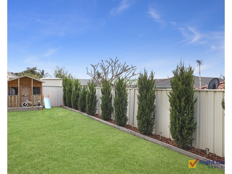10 Downes Drive, Albion Park NSW 2527
