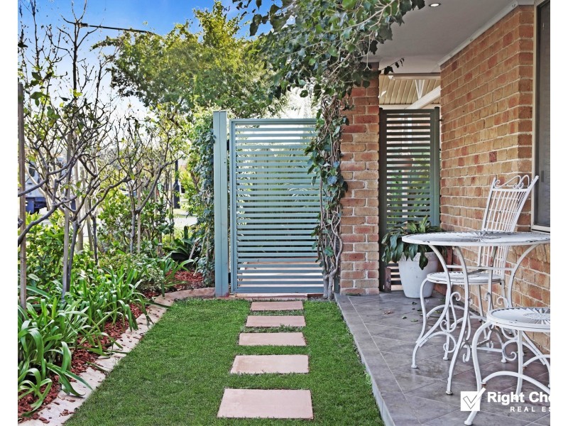 14 Molongo Street, Albion Park NSW 2527