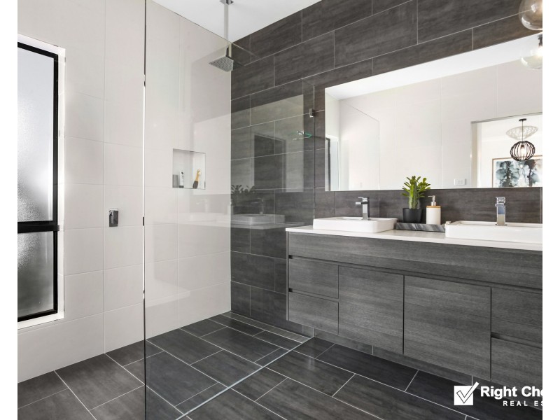 73  Brushgrove Circuit, Calderwood NSW 2527