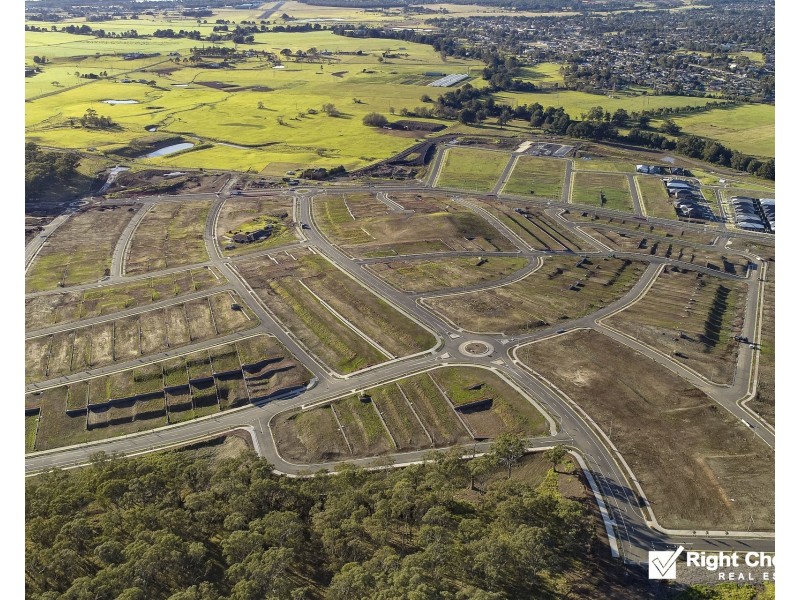 11 Syliva Drive, Calderwood NSW 2527