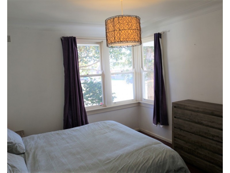 35 William Avenue, Warilla NSW 2528