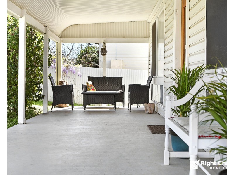 69 Bridge Avenue, Oak Flats NSW 2529