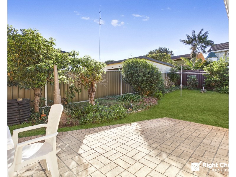 25 Osborne Parade, Warilla NSW 2528