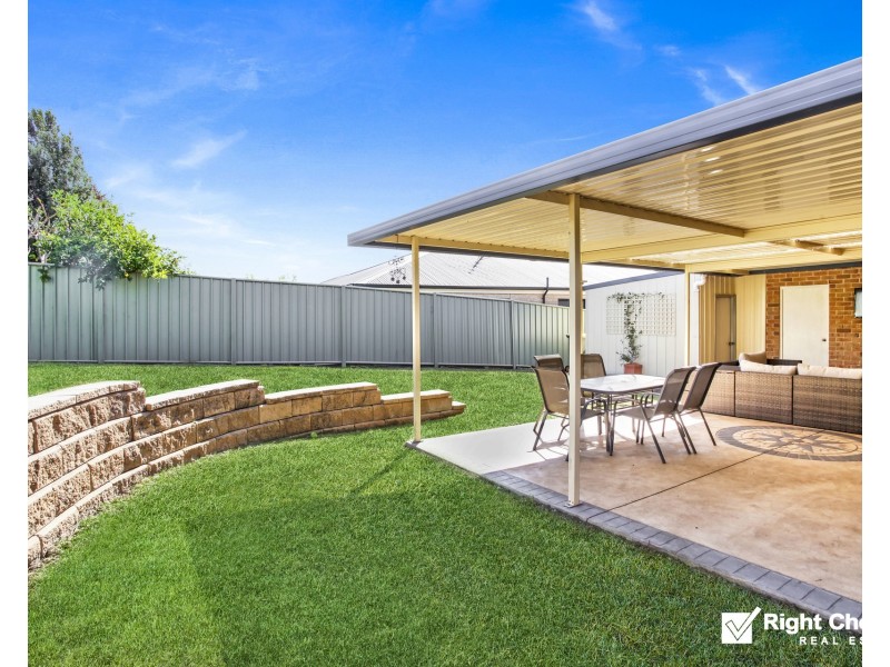 11 Chinchilla Way, Albion Park NSW 2527