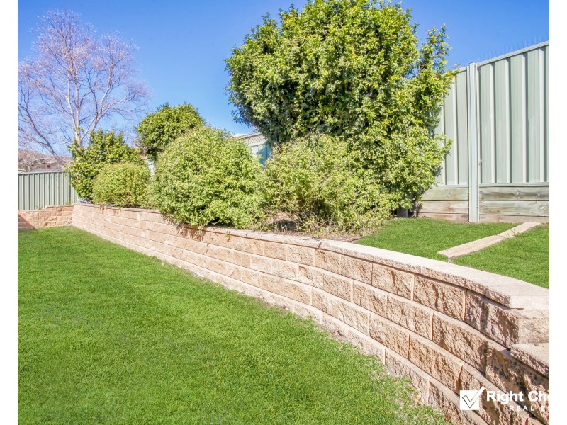 11 Chinchilla Way, Albion Park NSW 2527