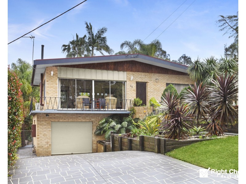 35 Bristol Parade, Farmborough Heights NSW 2526