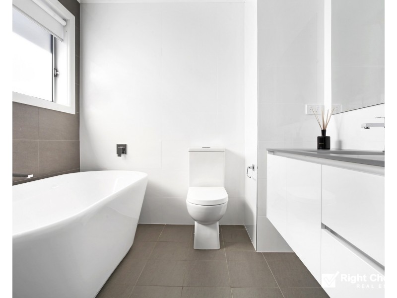 57 Brushgrove Circuit, Calderwood NSW 2527