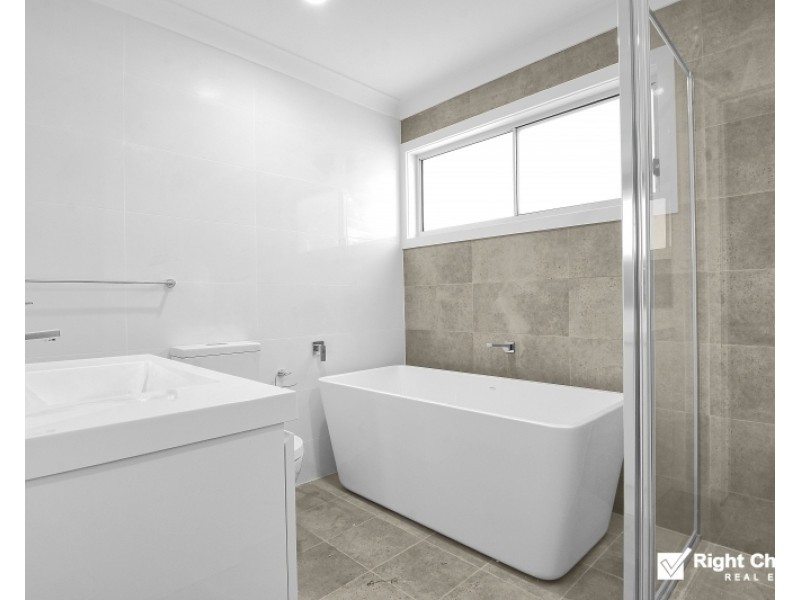 2/305 Princes Highway, Albion Park Rail NSW 2527