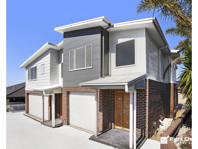 2/3 Whittaker Street, Flinders NSW 2529