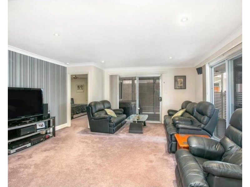 9 Headland Parade, Barrack Point NSW 2528