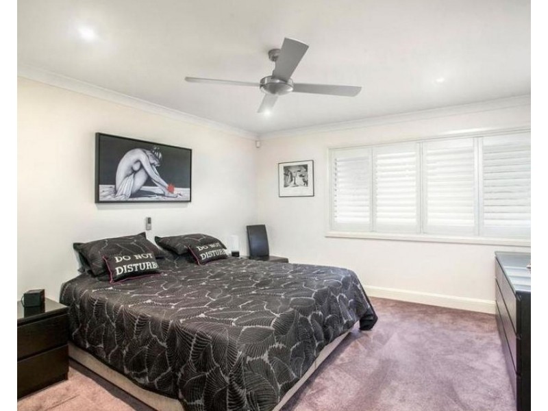 9 Headland Parade, Barrack Point NSW 2528