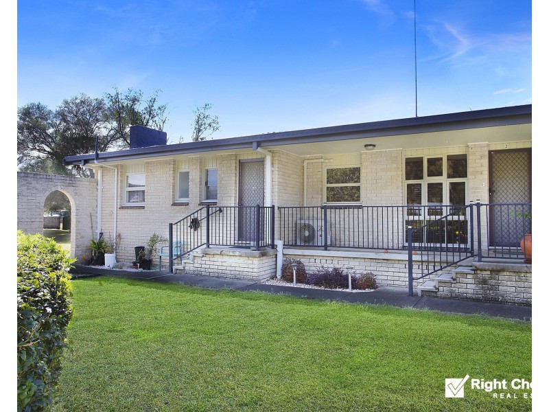 2/12 Wooroo Street, Albion Park Rail NSW 2527