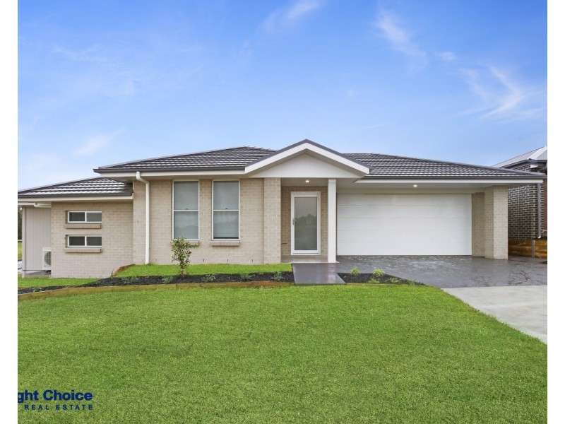 7 Scanlon Street, Calderwood NSW 2527
