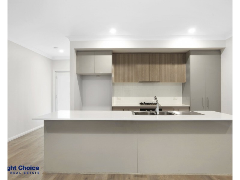 7 Scanlon Street, Calderwood NSW 2527