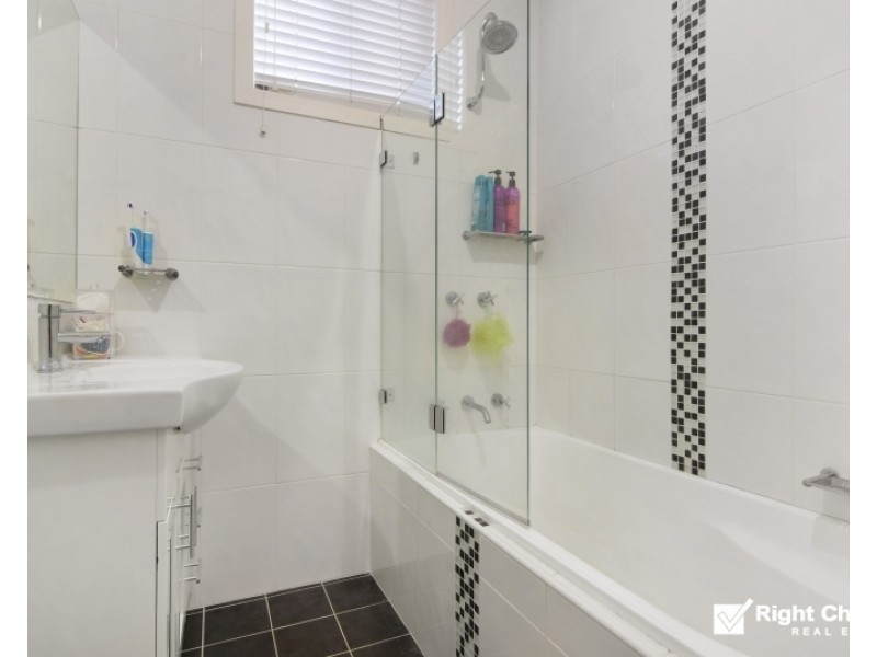 44 Kingston Street, Oak Flats NSW 2529