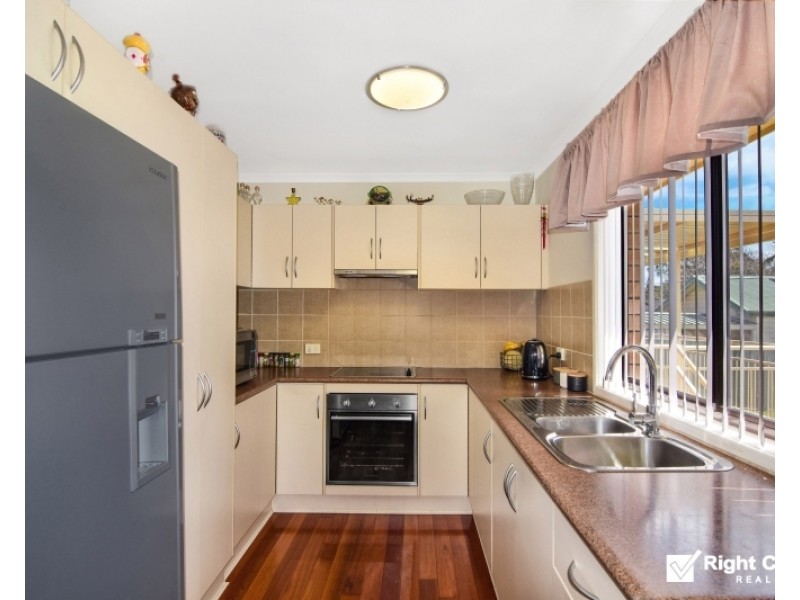 16 Woodlands Drive, Barrack Heights NSW 2528